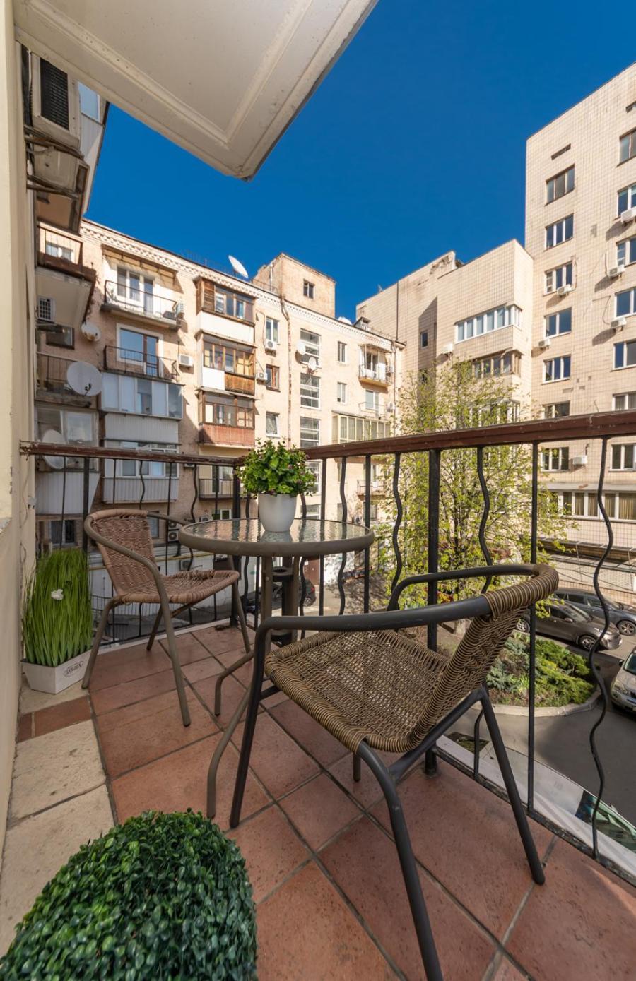 Apartment On Maidan, Khreschatyk 4 Street Kyiv Exterior photo