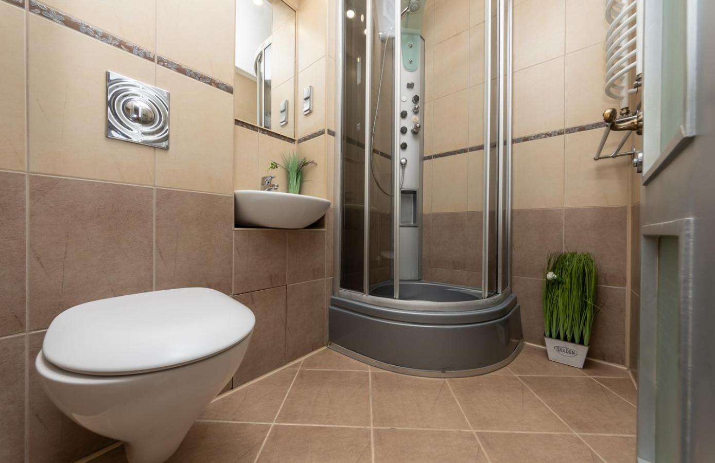 Apartment On Maidan, Khreschatyk 4 Street Kyiv Exterior photo